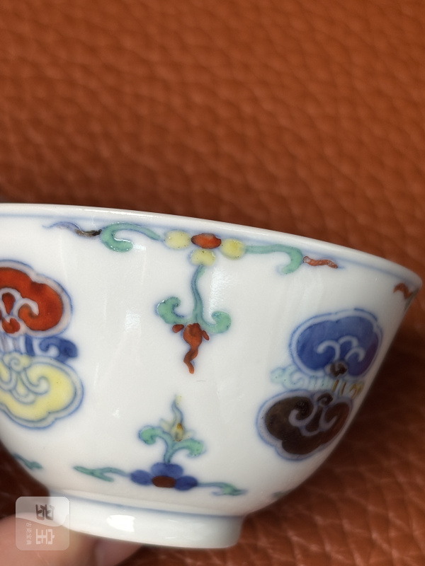 清雍正 斗彩灵芝纹杯一对（带老盒） - 图20